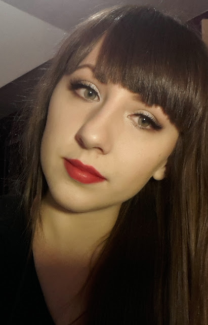 glam-shimmer-make-up-step-by-step